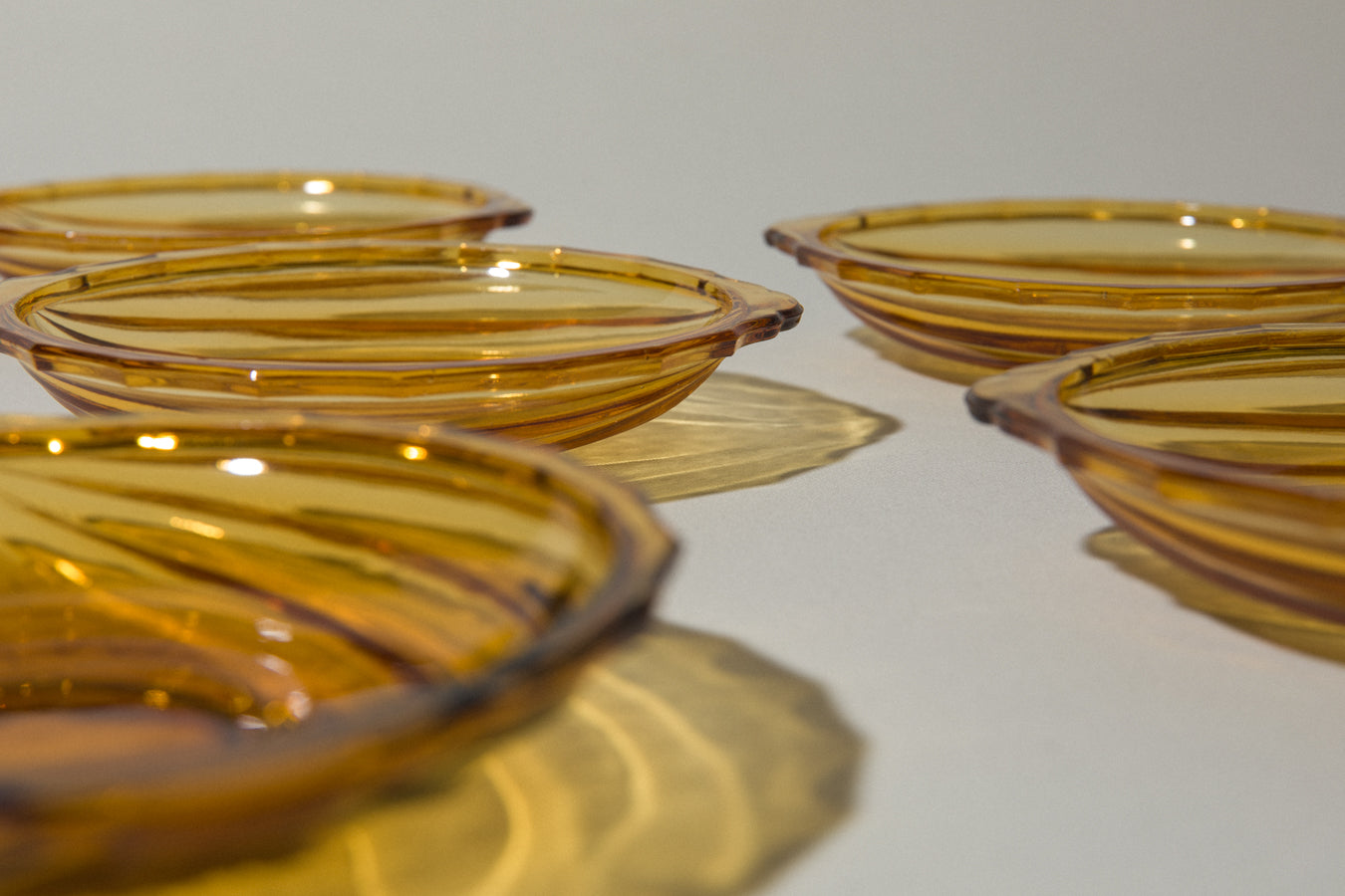 Set of six SERVING PLATES small