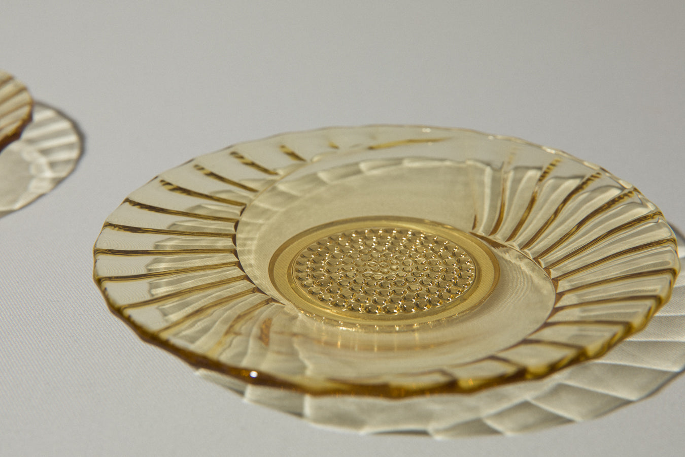 Set of two SERVING PLATES small
