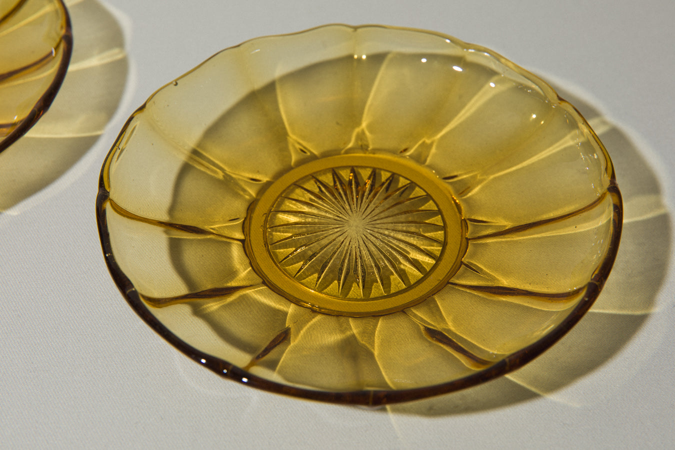 Set of two SERVING PLATES small