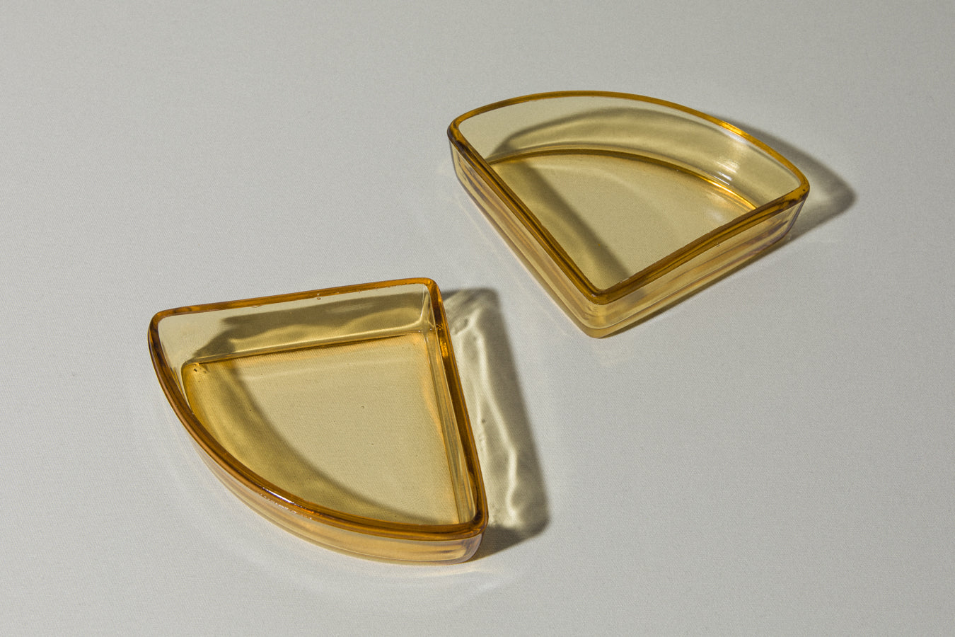 Set of two SERVING BOWLS small