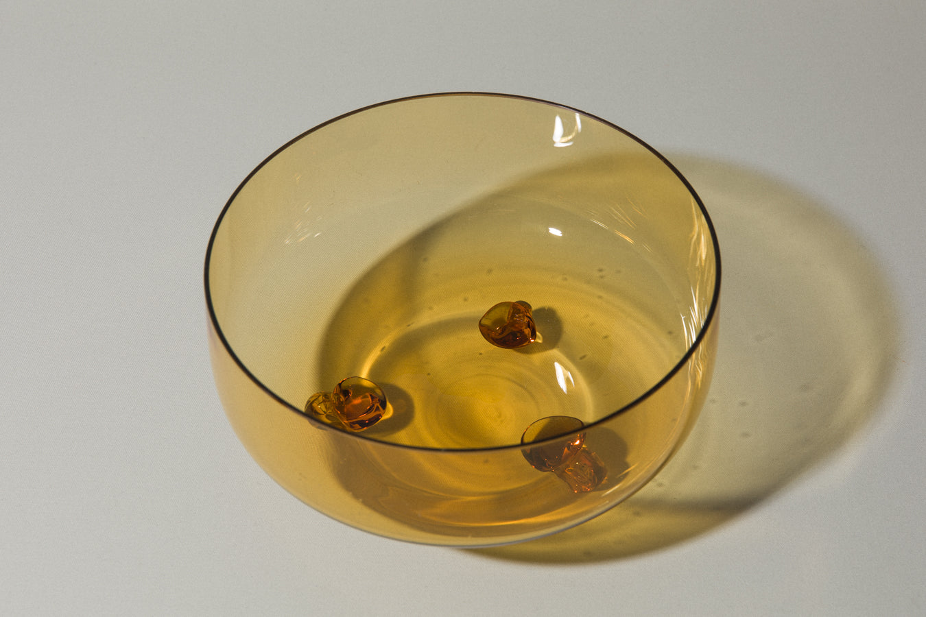 Amber glass SERVING BOWL