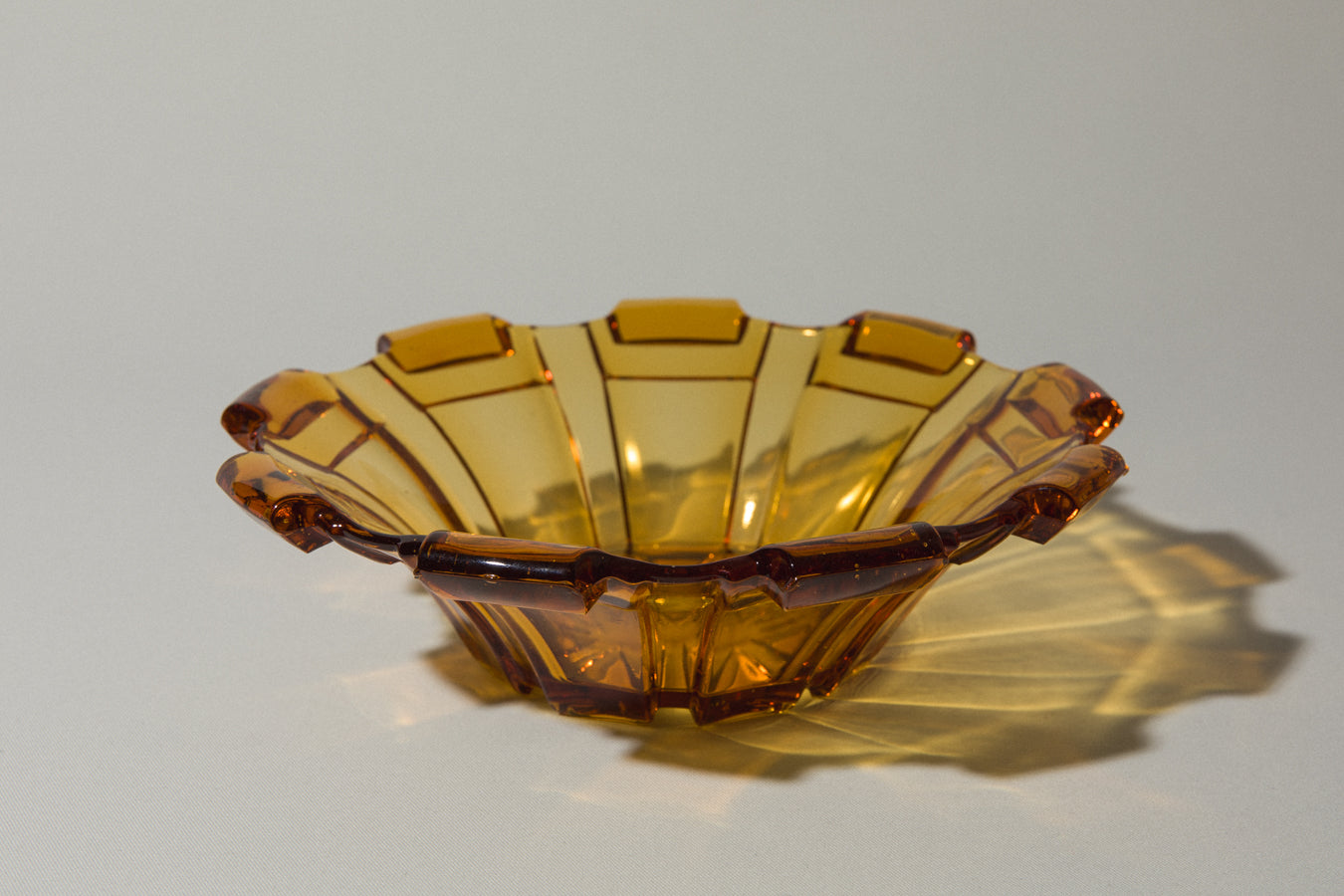 Amber glass SERVING BOWL