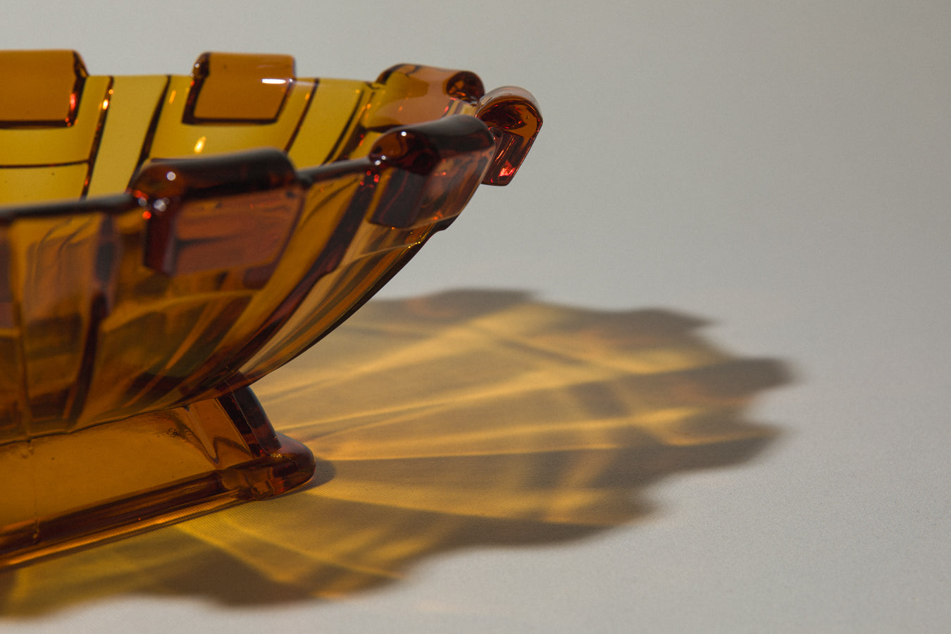 Amber glass SERVING BOWL