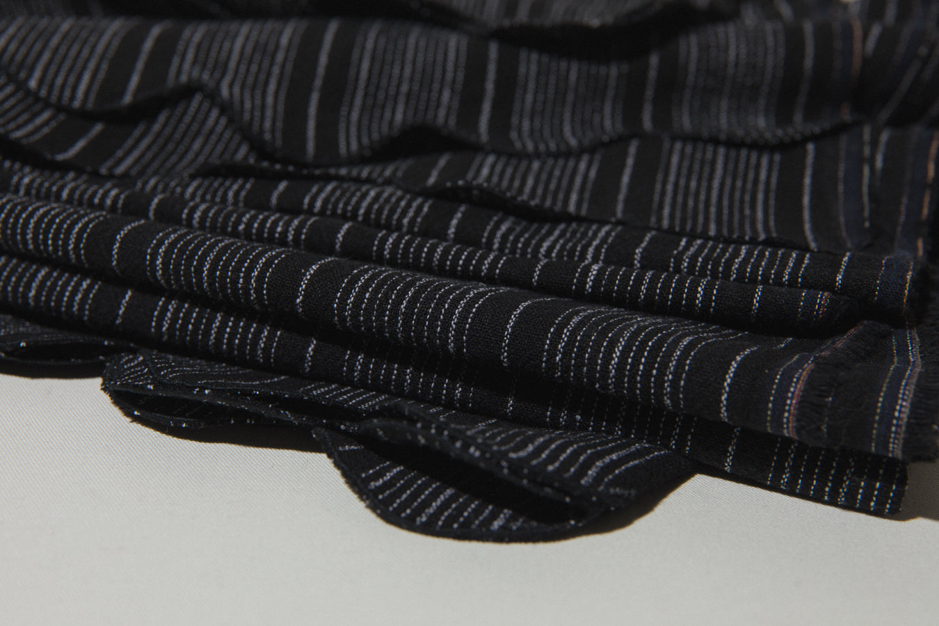 Black striped TABLECLOTH and NAPKIN SET