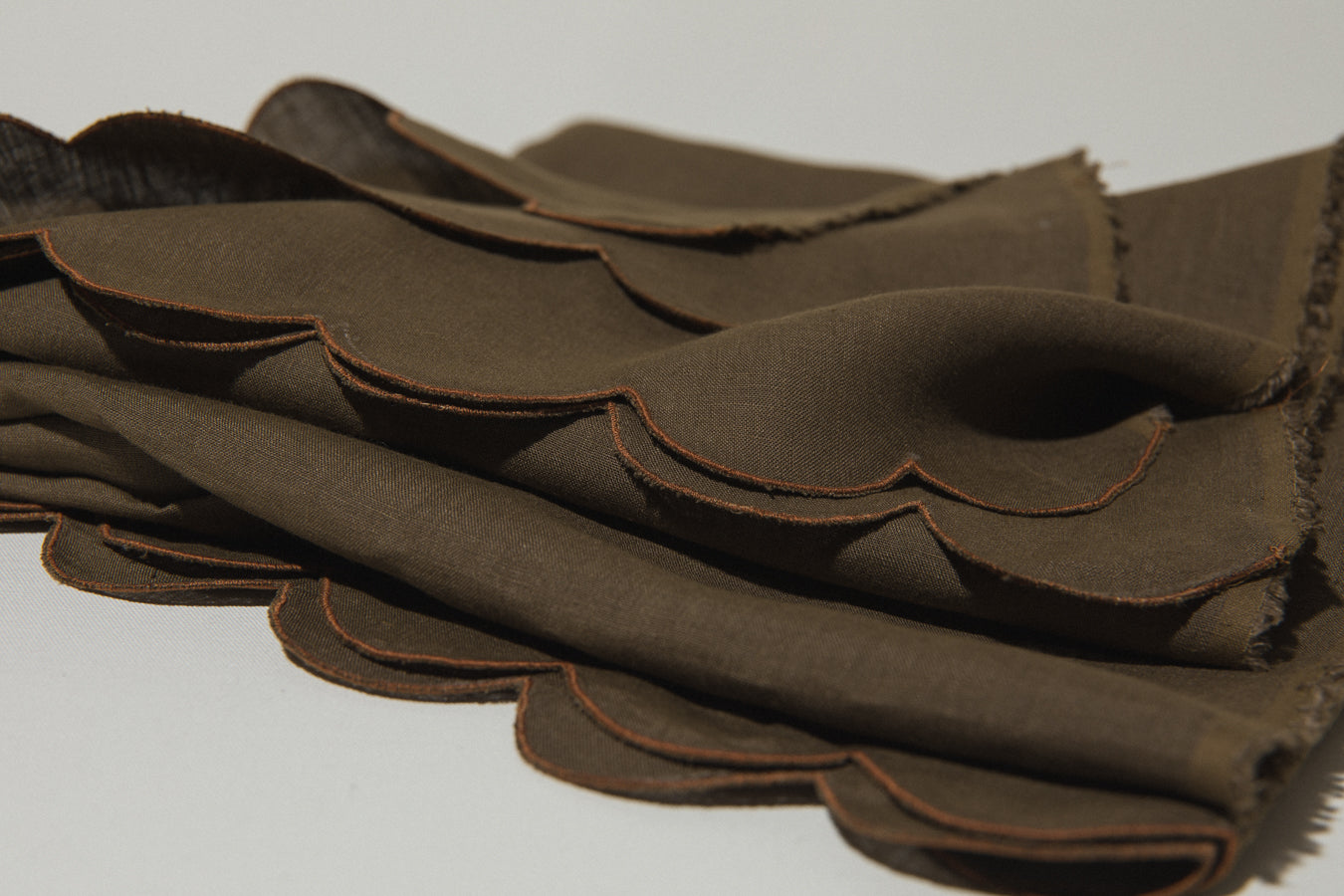 Brown embroidered TABLECLOTH and NAPKIN SET