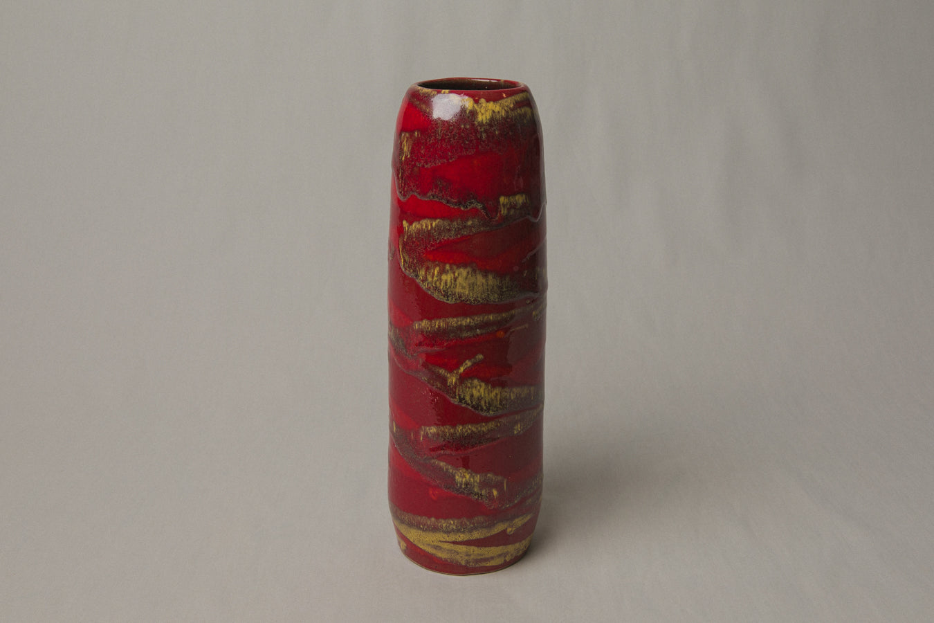 Red streaked VASE by Pesthidegkút Ceramics Factory _ 994
