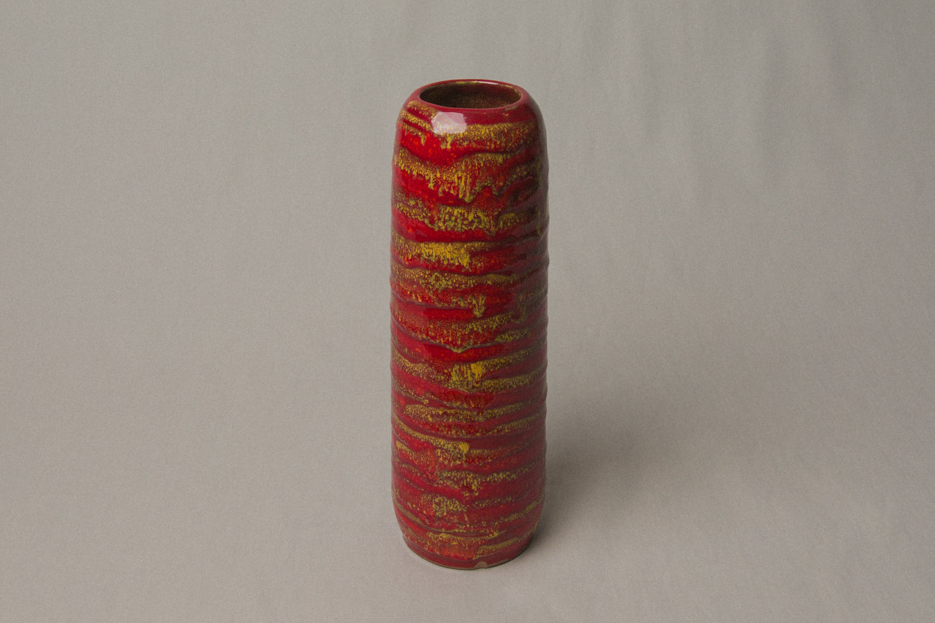 Red streaked VASE by Pesthidegkút Ceramics Factory _ 996