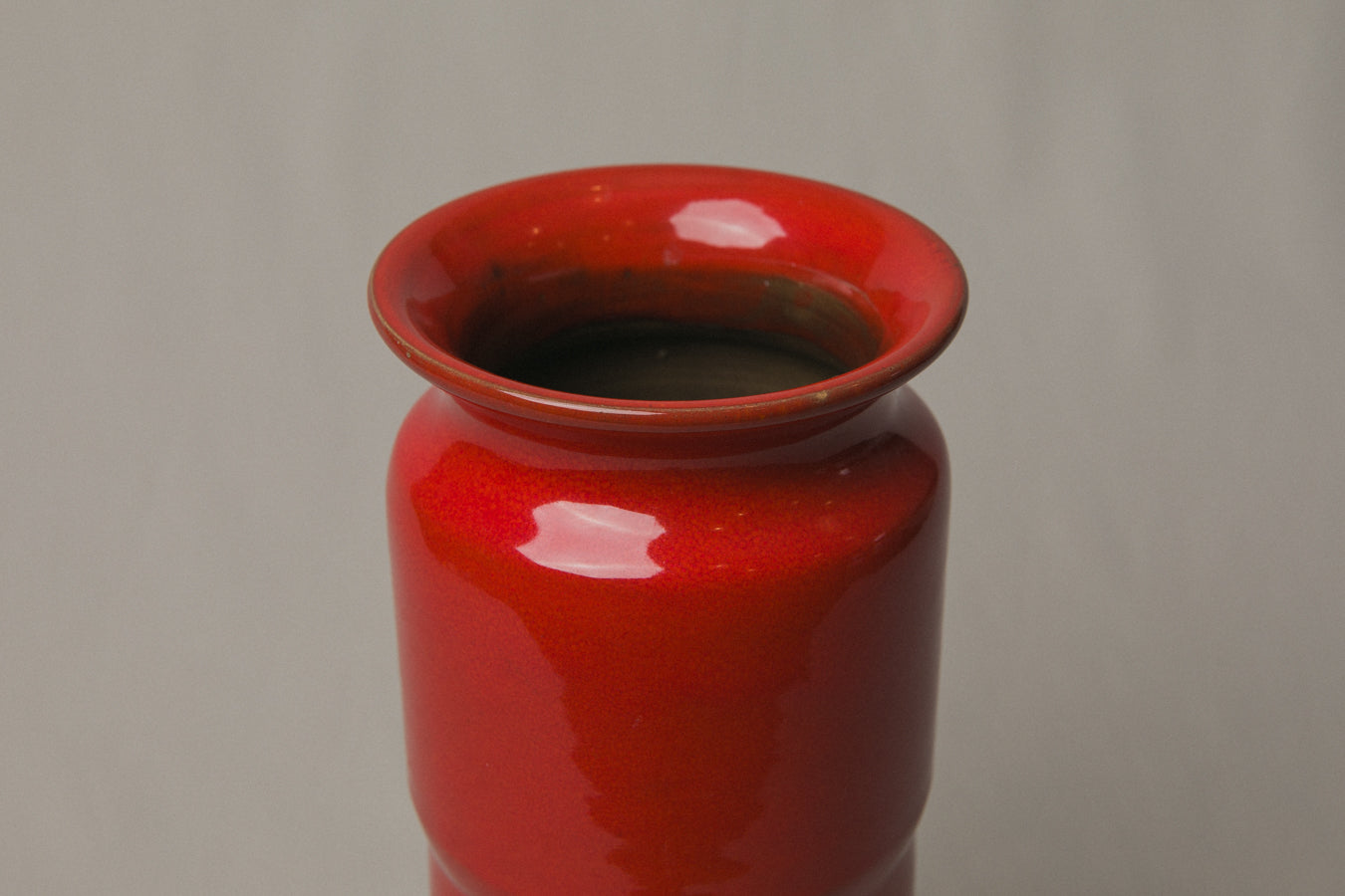 Red VASE with Glaze Runs by Éva Bod _ 1007