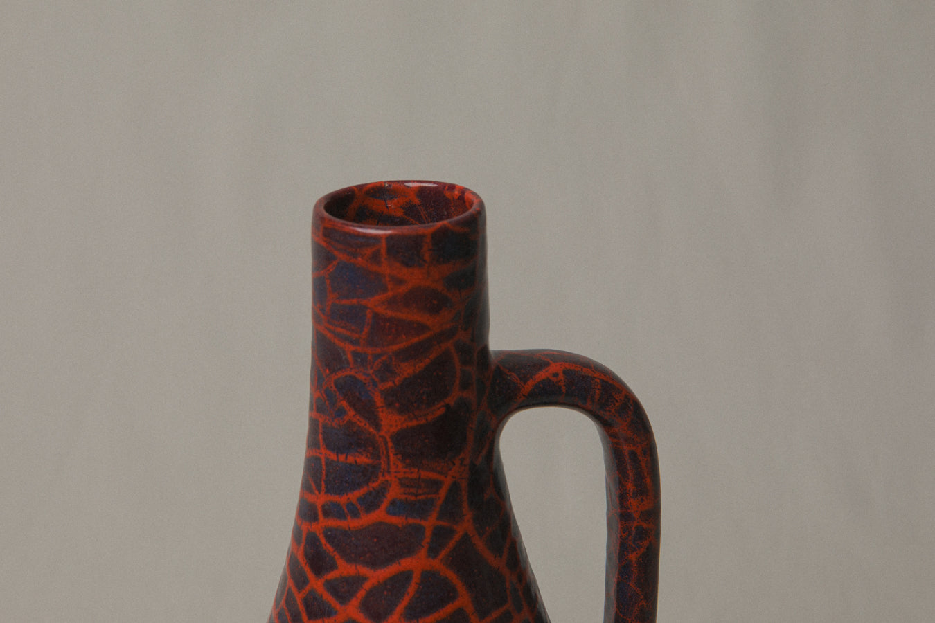 Visually crackled VASE by Éva Bod _ 1011