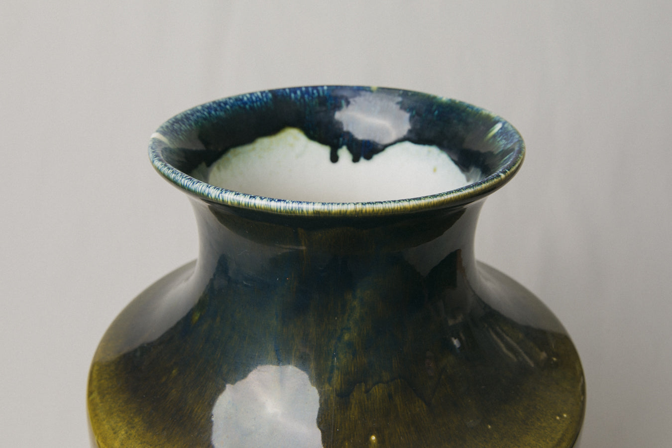 Dark green FLOOR VASE _ 1018