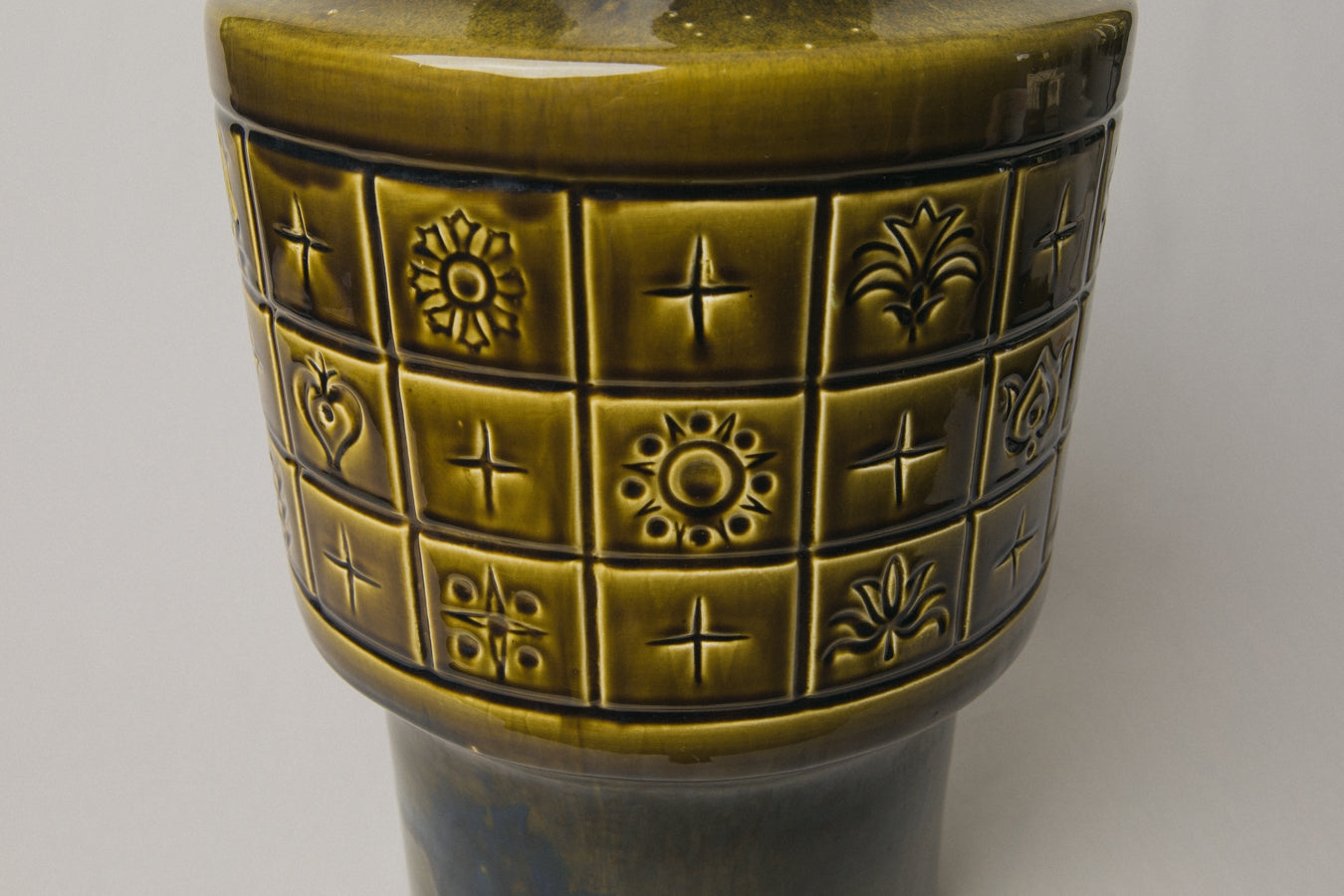 Dark green FLOOR VASE _ 1018