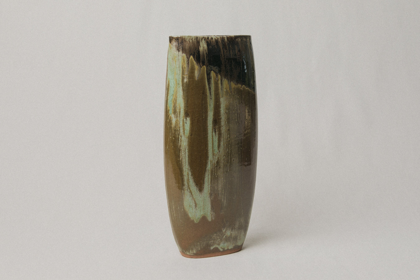 Contemporary VASE by László Mácsai _ 1030