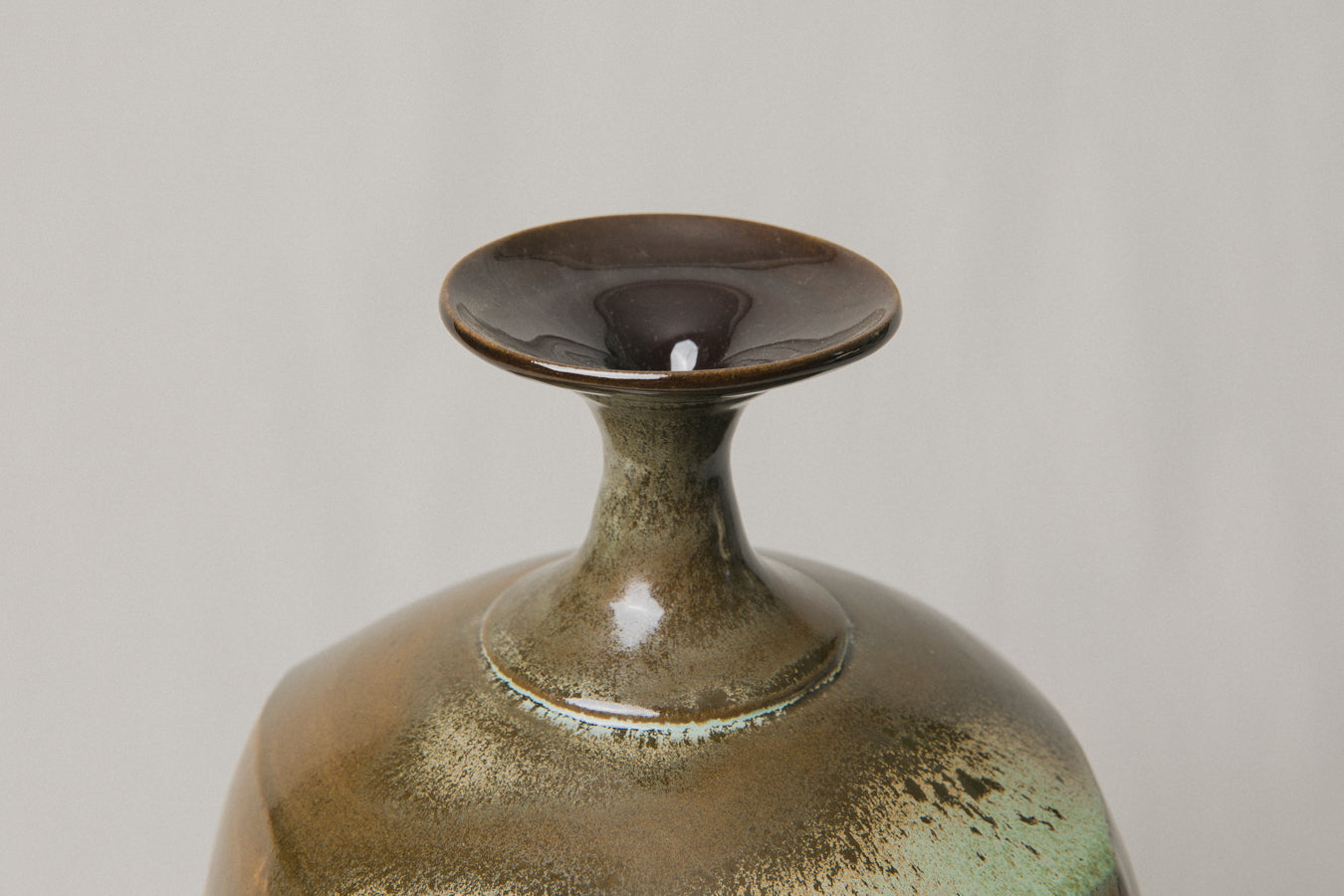 Contemporary VASE by László Mácsai _ 1032