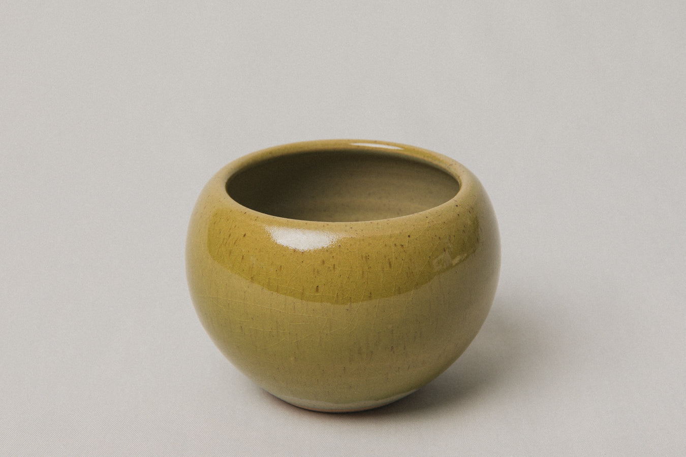 Small ceramic BOWL/POT _ 1034