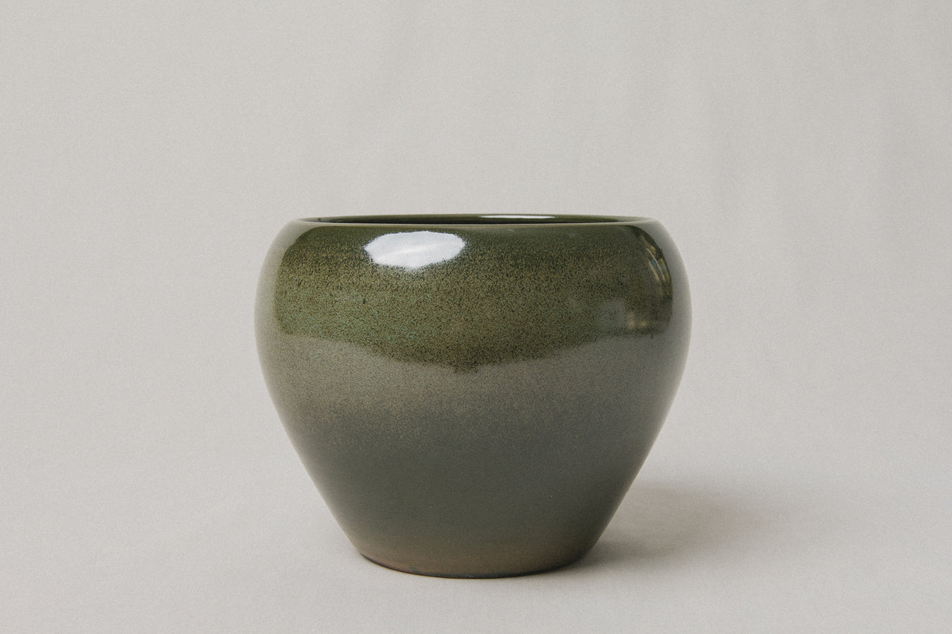 Medium ceramic BOWL/POT _ 1038