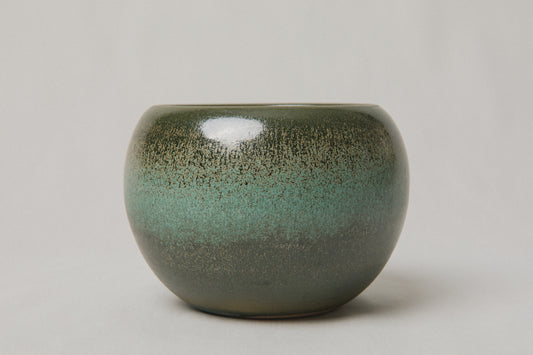 Small ceramic BOWL/POT _ 1039