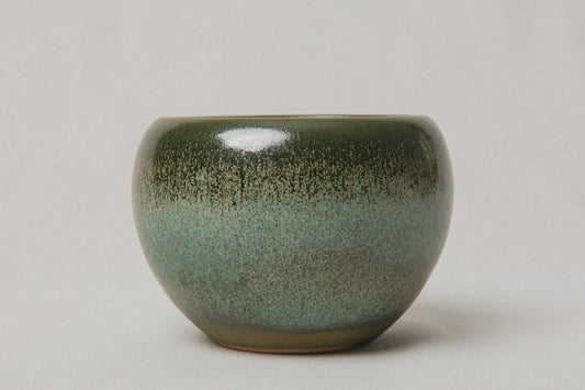 Small ceramic BOWL/POT _ 1040