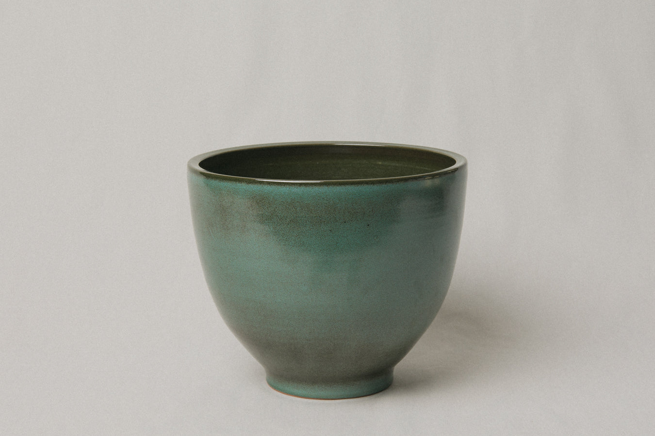 Large ceramic BOWL/POT _ 1041