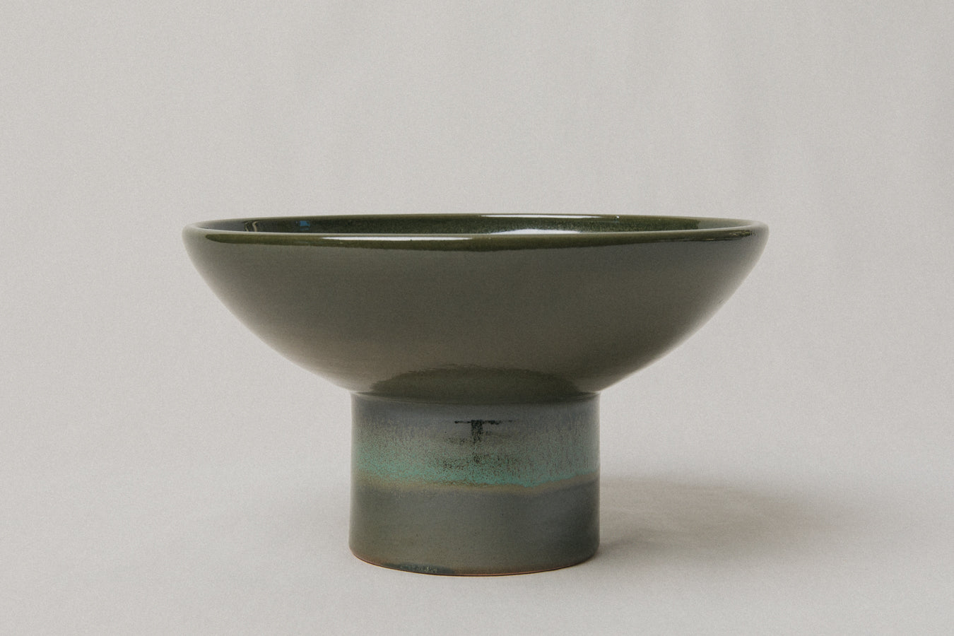 Footed ceramic BOWL _ 1042