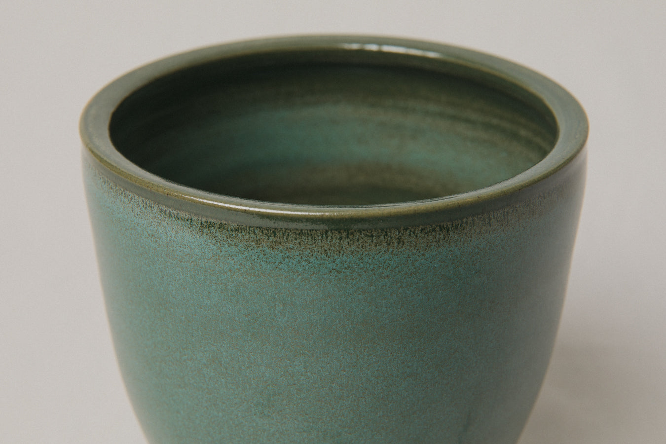 Medium ceramic BOWL/POT _ 1045