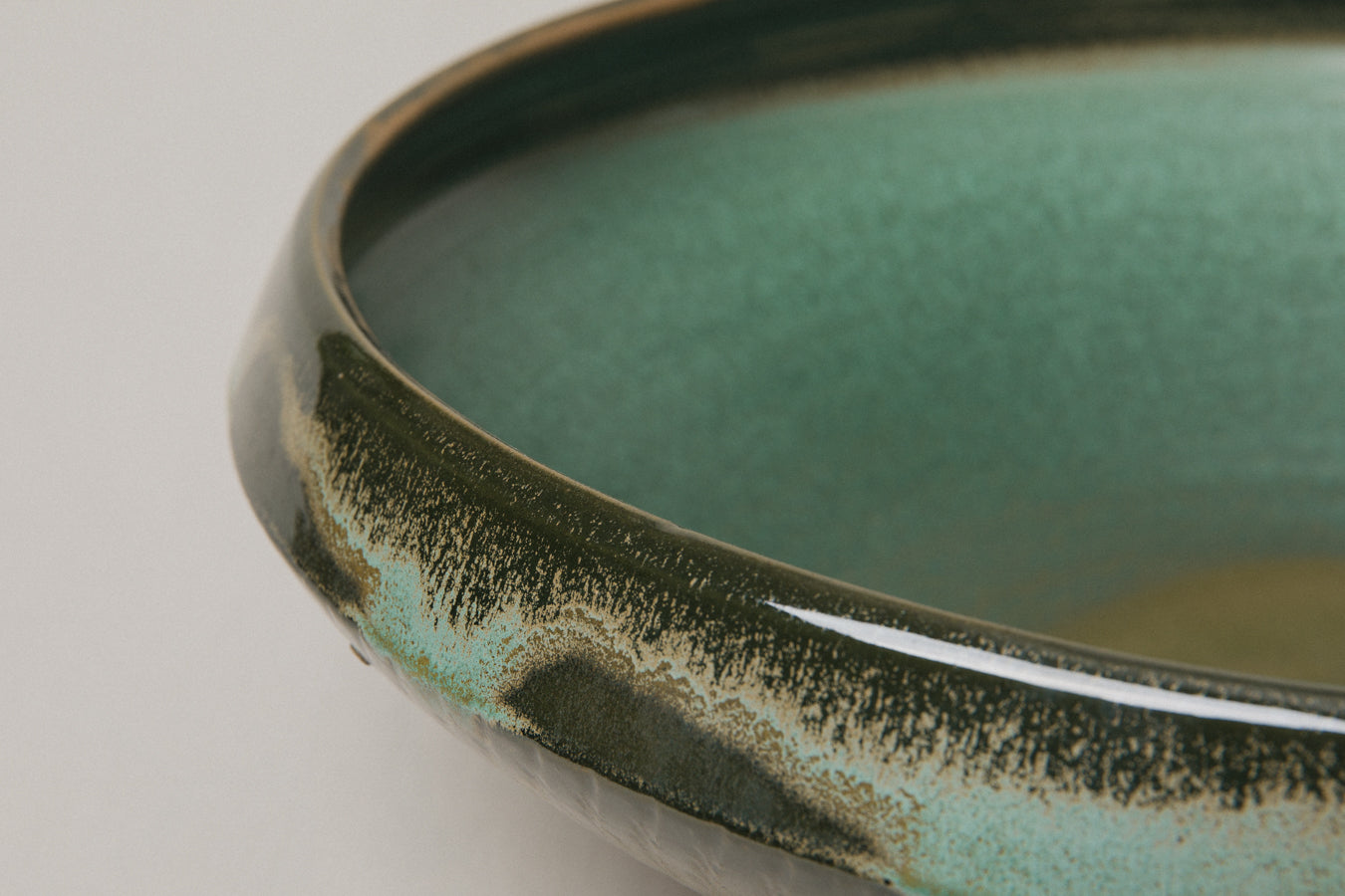 Large ceramic BOWL _ 1048