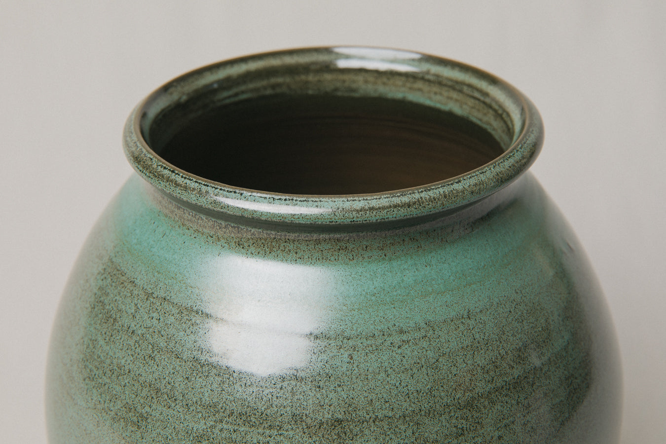 Contemporary ceramic VASE _ 1052