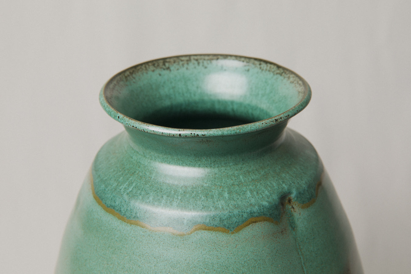 Contemporary ceramic VASE by László Mácsai _ 1054