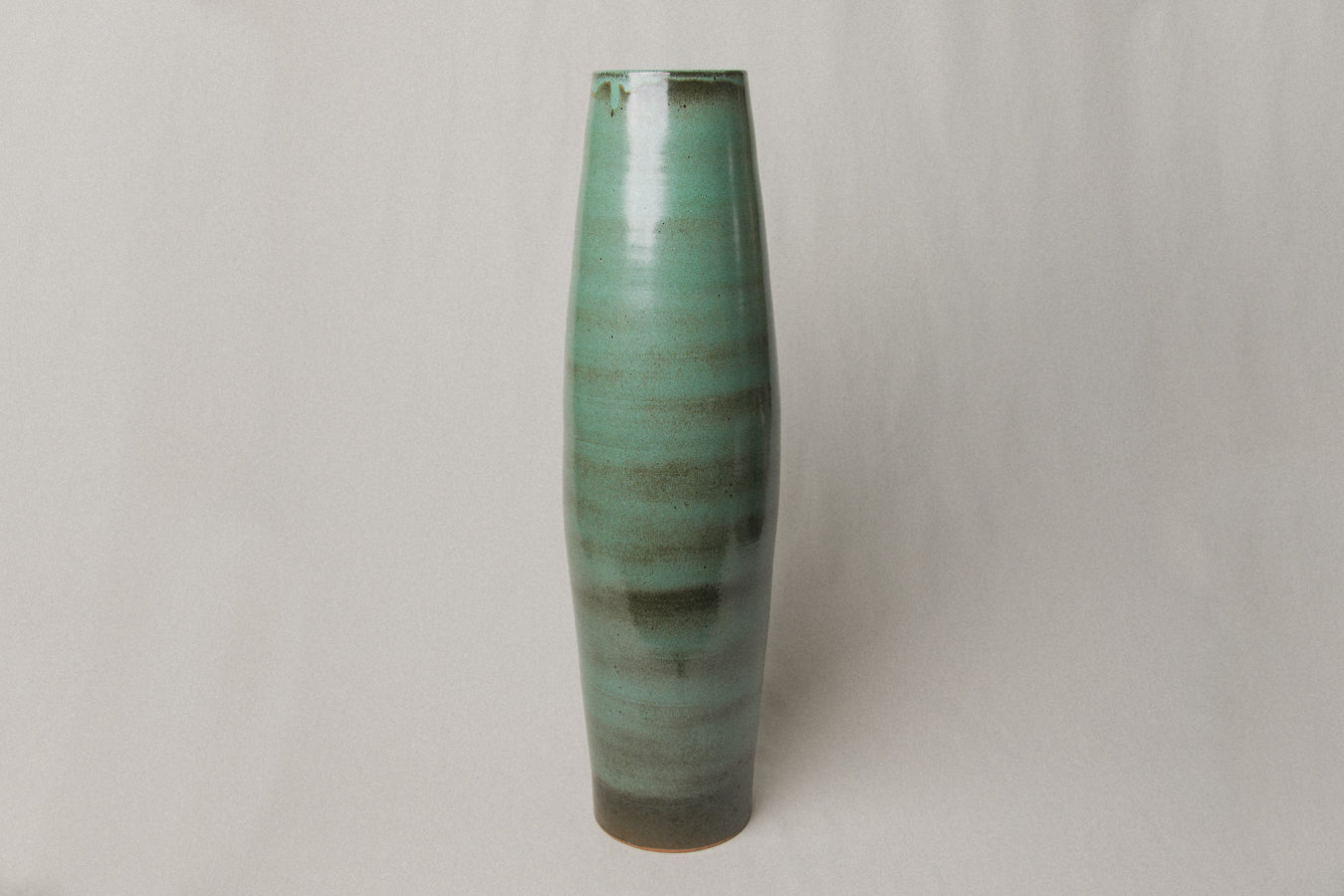 Tall cigar ceramic VASE _ 1055