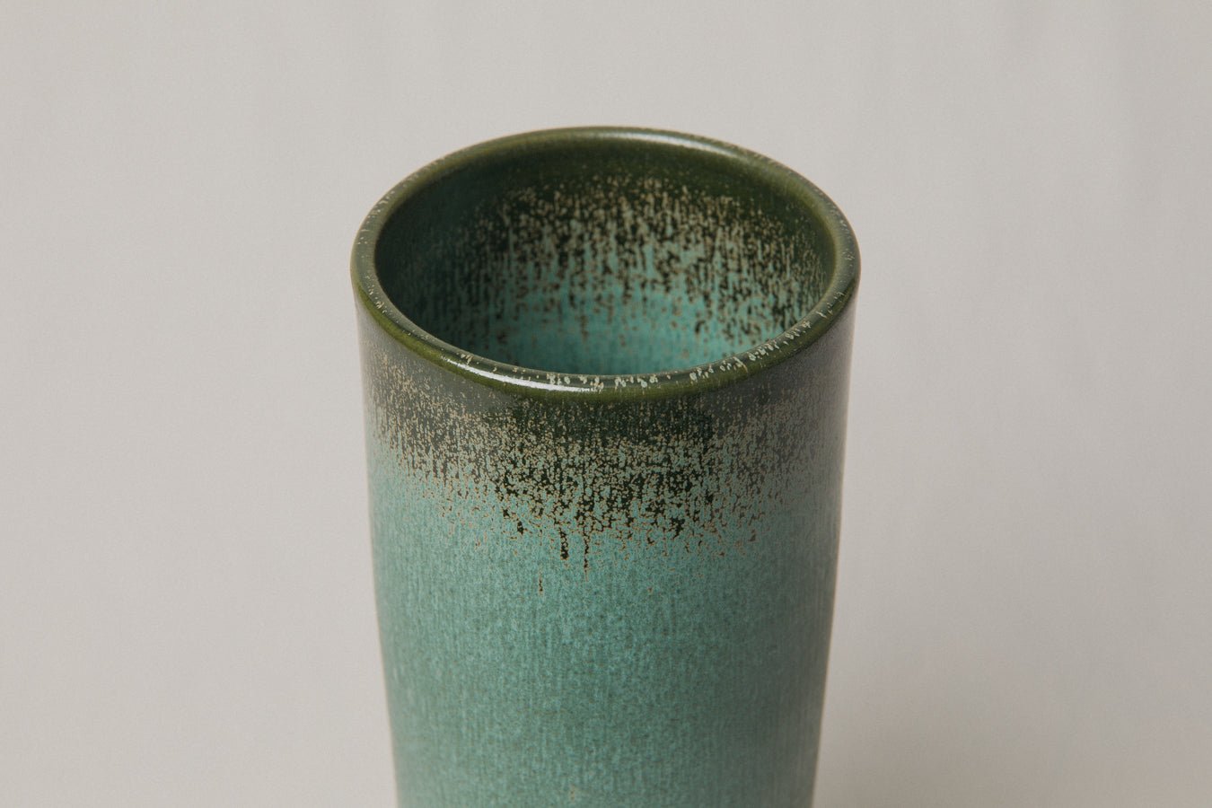Medium tall cylinder ceramic VASE _ 1062