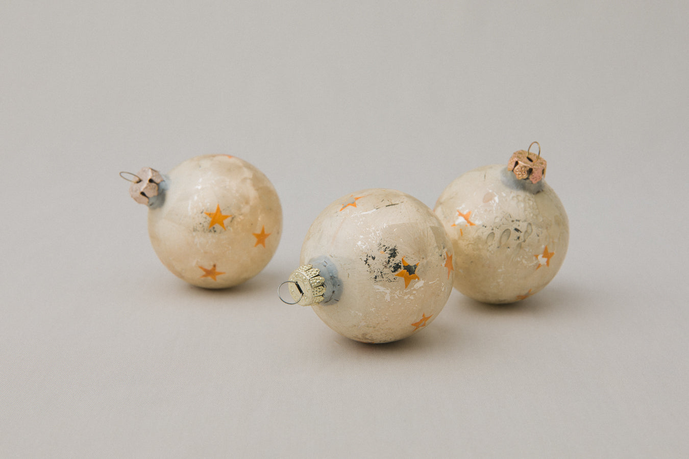 Vintage GLASS ORNAMENT with star motif _ 1071