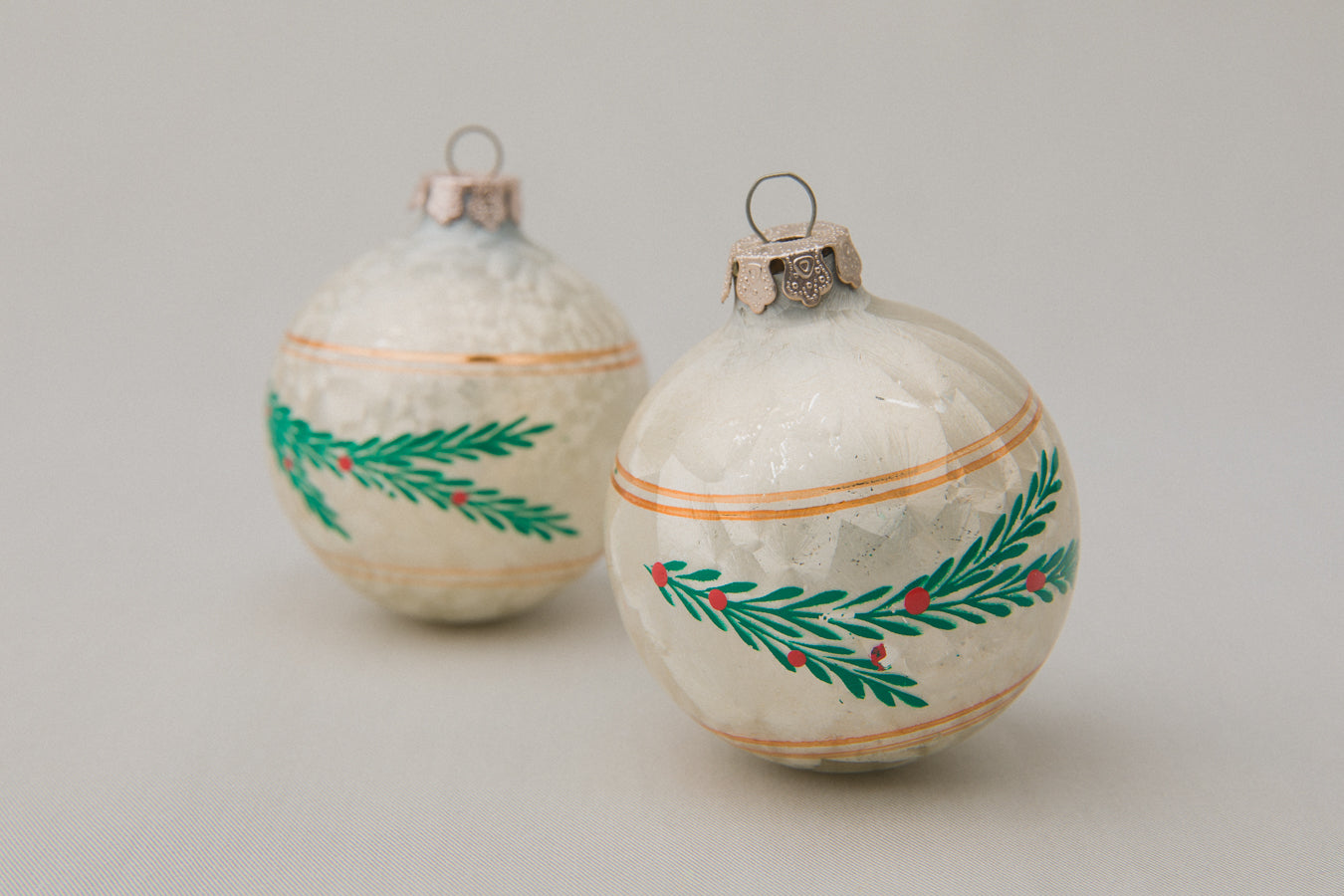 Vintage GLASS ORNAMENT with stripes and pine motif _ 1074