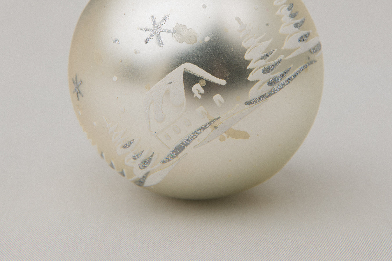 Vintage GLASS ORNAMENT with village motif _ 1080