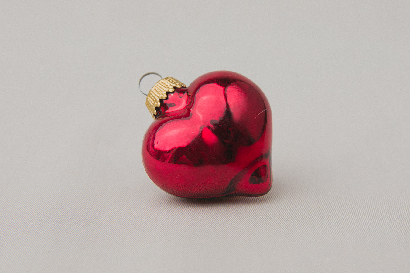 Vintage heart-shaped GLASS ORNAMENT _ 1101