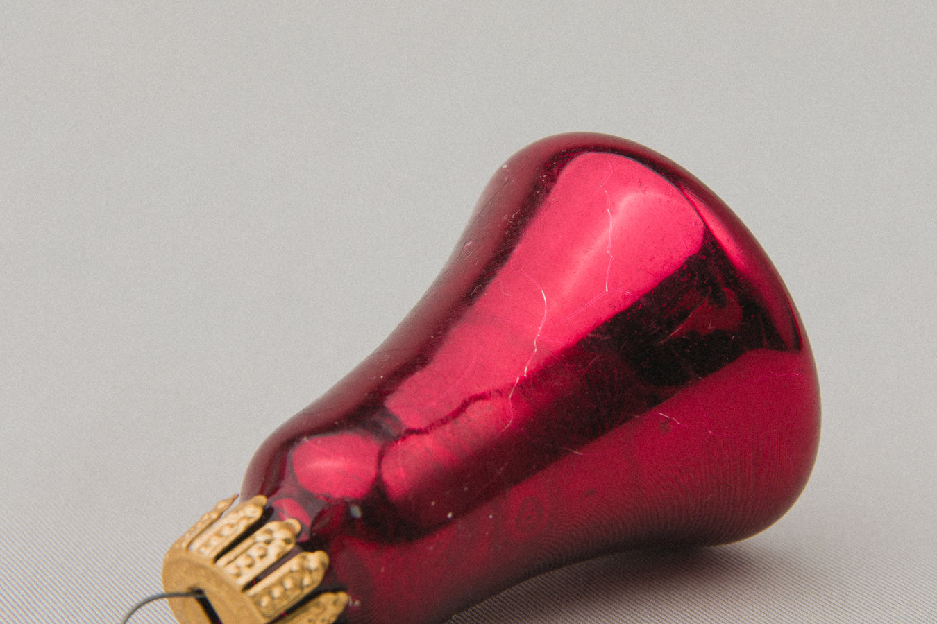 Vintage bell-shaped GLASS ORNAMENT _ 1105