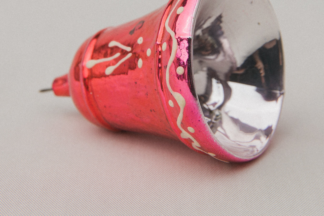 Vintage bell-shaped GLASS ORNAMENT _ 1106