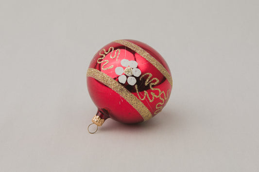 Vintage GLASS ORNAMENT with flower motif _ 1111