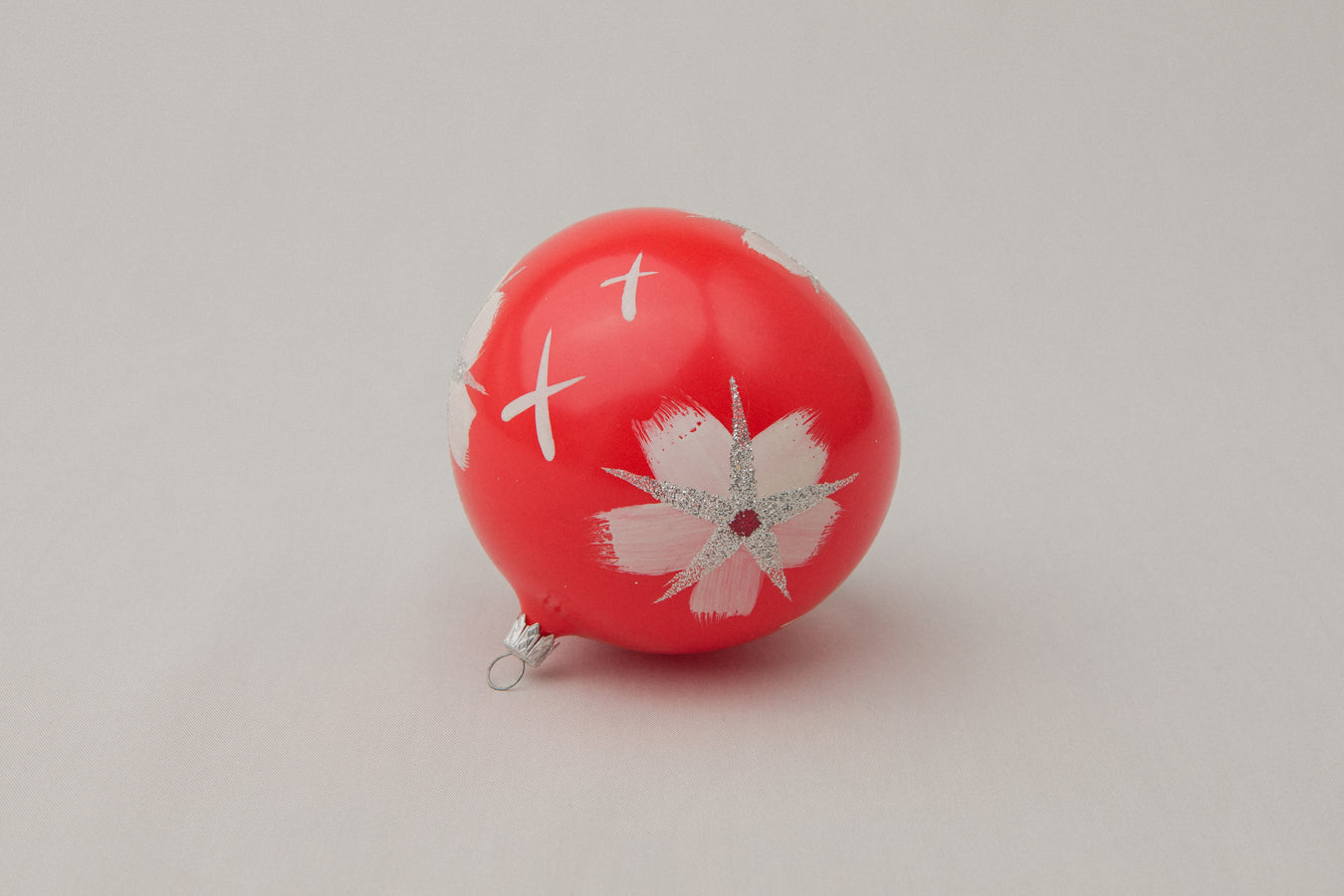 Vintage GLASS ORNAMENT with flower motif _ 1114