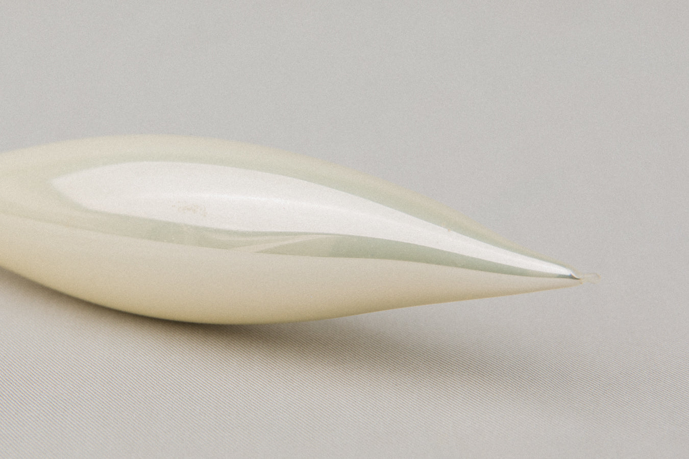 White glass icicle ORNAMENT _ 1128