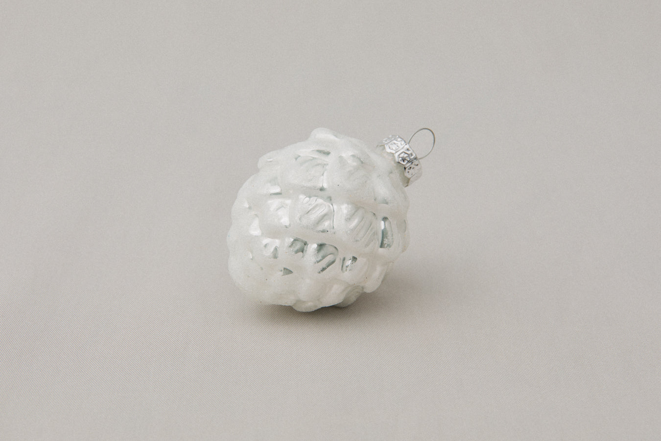 White pine-cone glass ORNAMENT _ 1136
