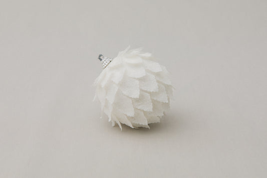 White pine-cone ORNAMENT _ 1137