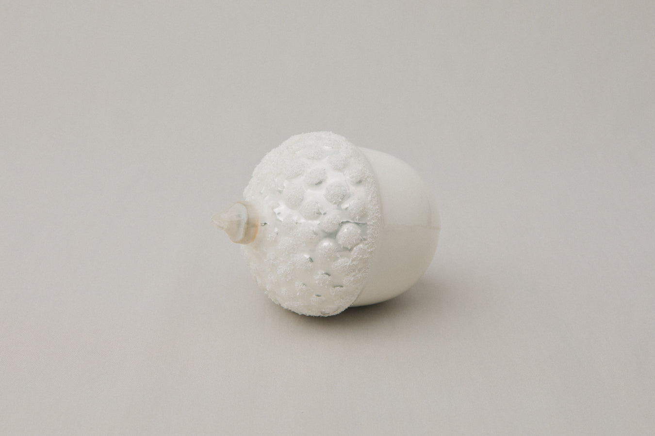 White acorn glass ORNAMENT _ 1142