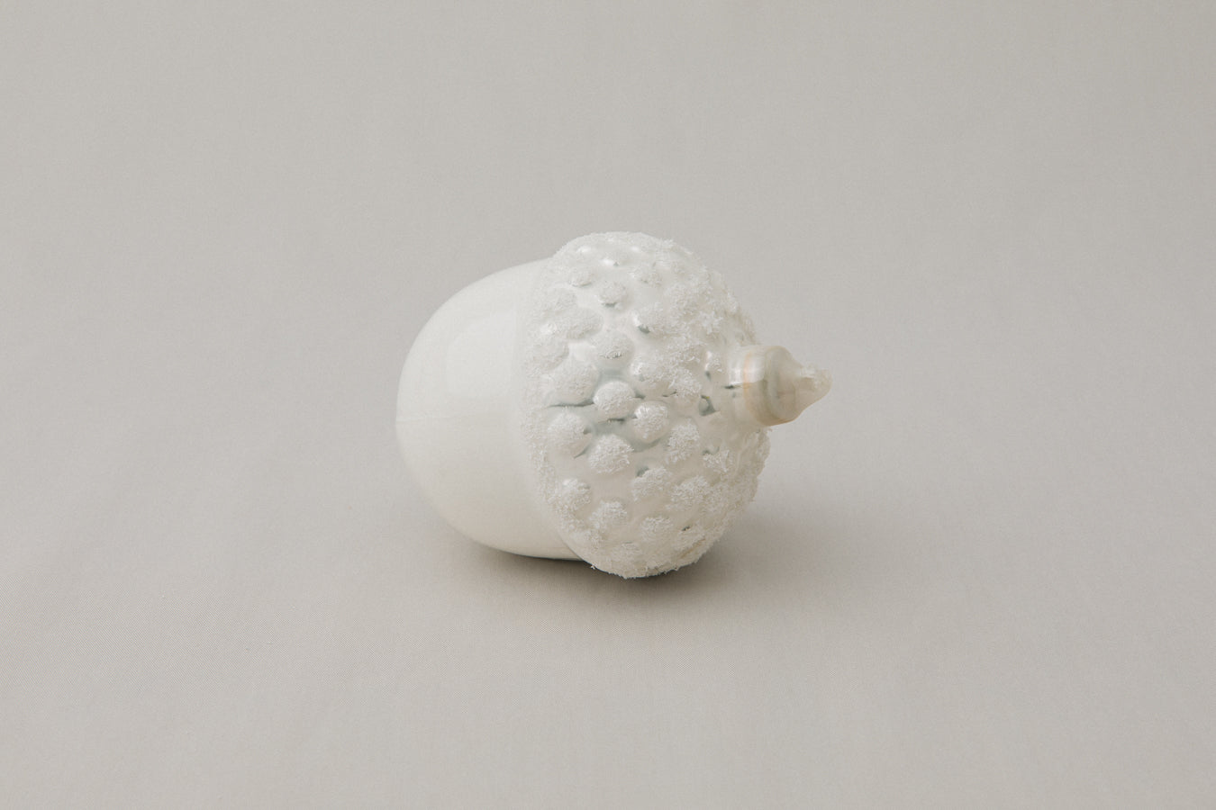 White acorn glass ORNAMENT _ 1142