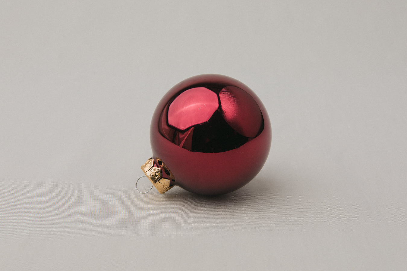 Red glass ball ORNAMENT _ 1152