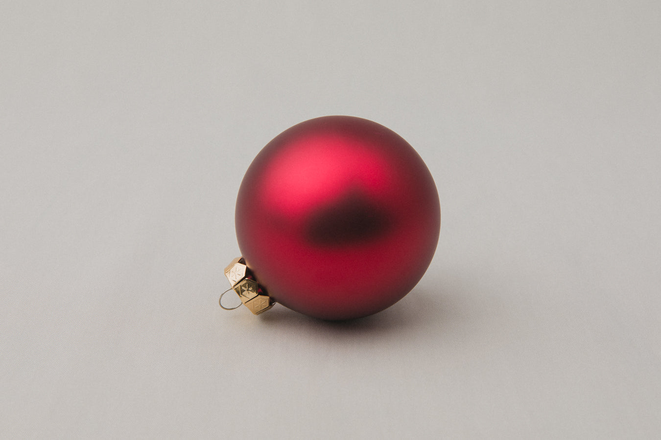 Red glass ball ORNAMENT _ 1153