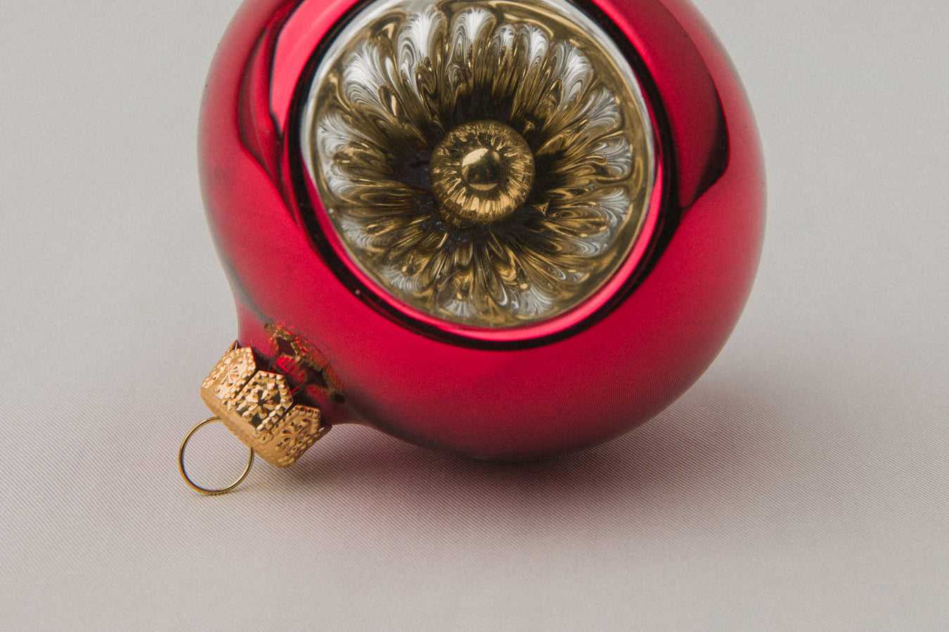 Red glass reflex ball ORNAMENT _ 1156