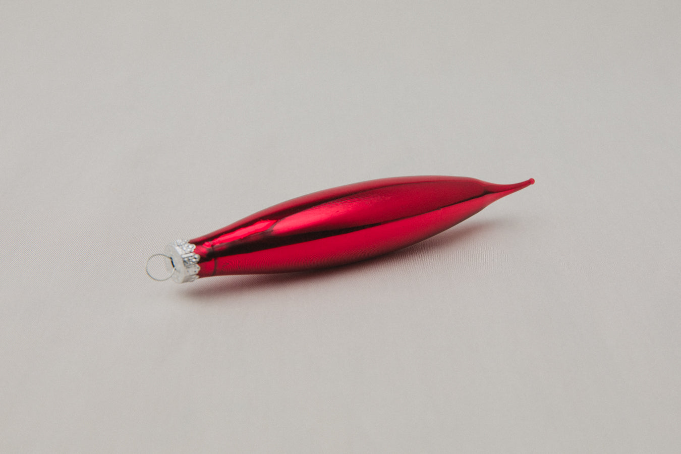 Red glass icicle ORNAMENT _ 1159