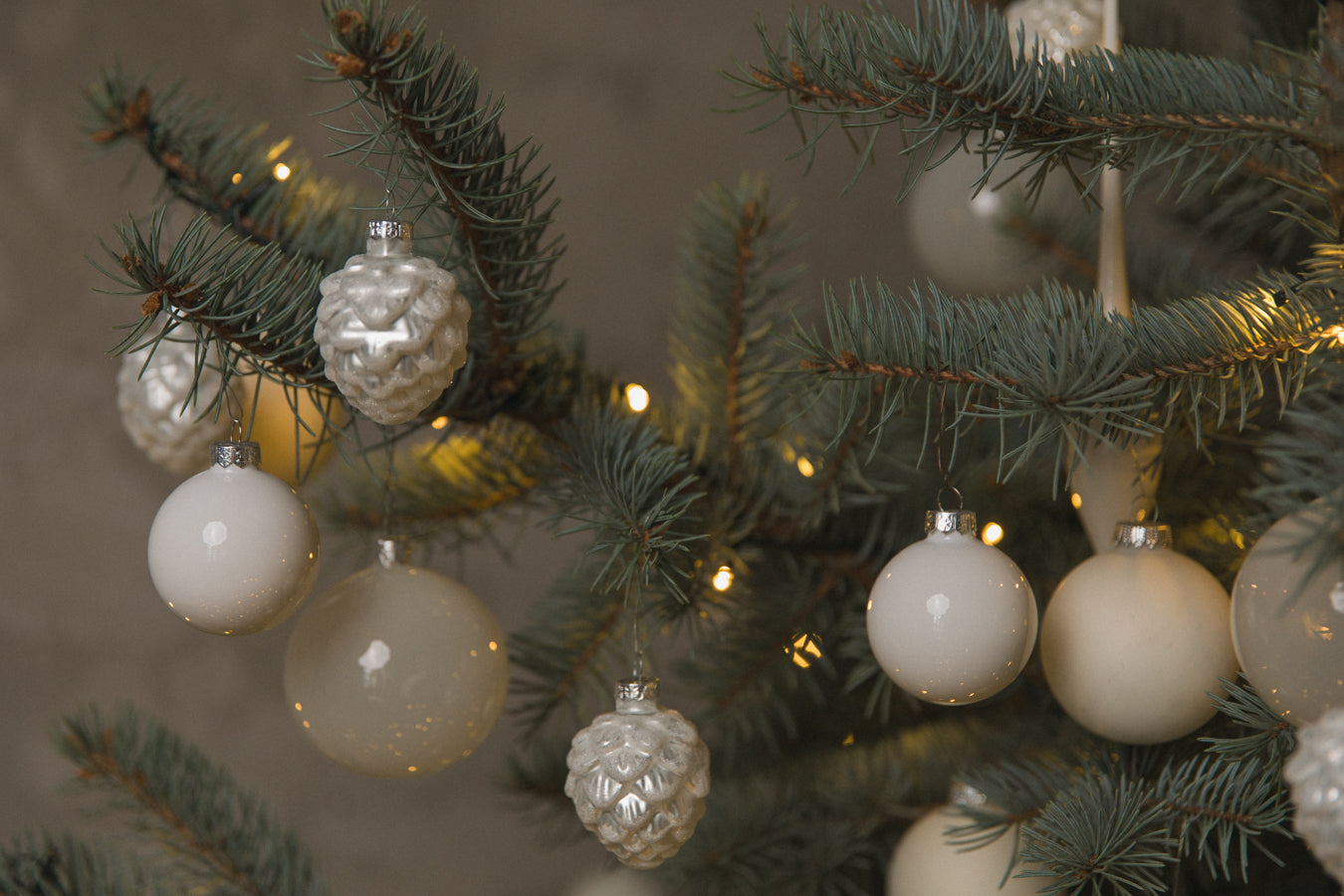 Christmas Ornament Rental _ White Selection