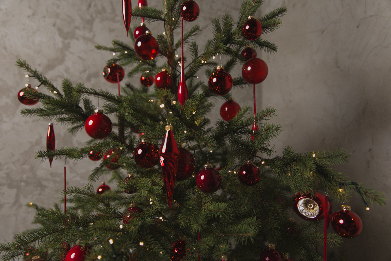 Christmas Ornament Rental _ Red Selection