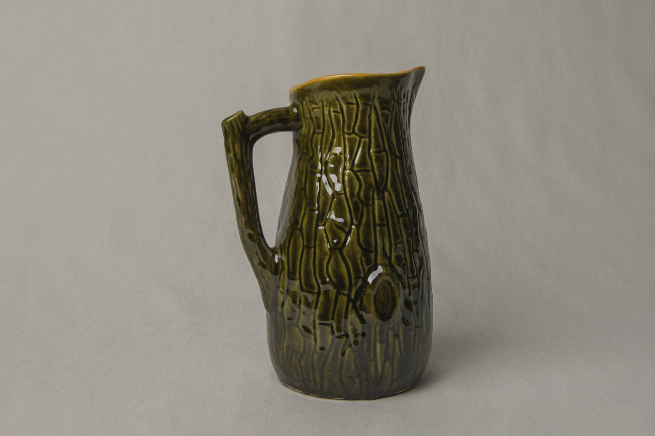 Tree bark PITCHER _ 1180