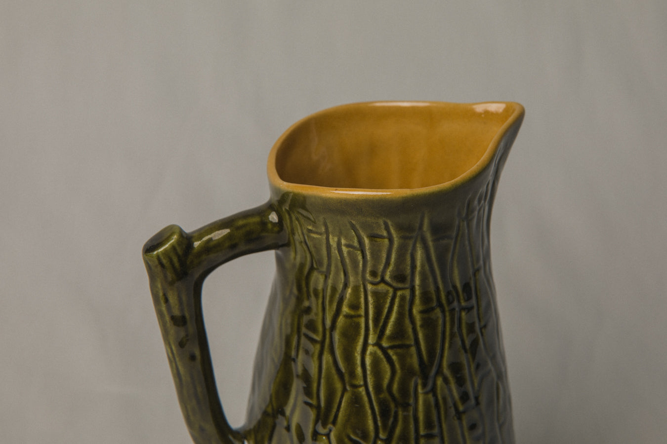 Tree bark PITCHER _ 1180